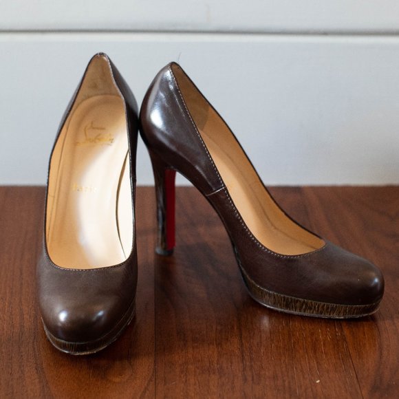 Kate 100 leather pumps in brown - Christian Louboutin  Christian Louboutin Dark Brown Leather Pumps